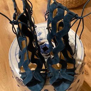 New Alexandre Birman Loretta 41